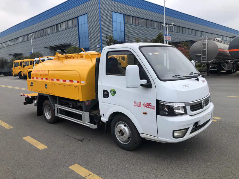 國六東風(fēng)途逸3方清洗吸污車藍(lán)牌